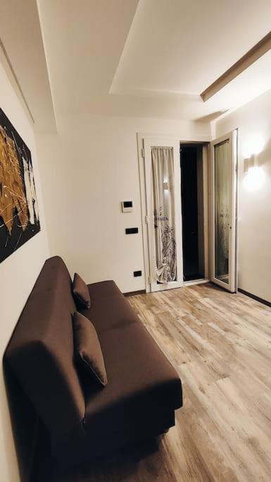 Appartamento Intero Janov Exteriér fotografie